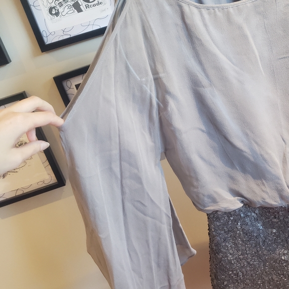 *BNWT* GUESS By Marciano Dress🤍 - Picture 3 of 5